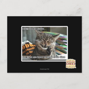Carte Postale vampire chat sourit