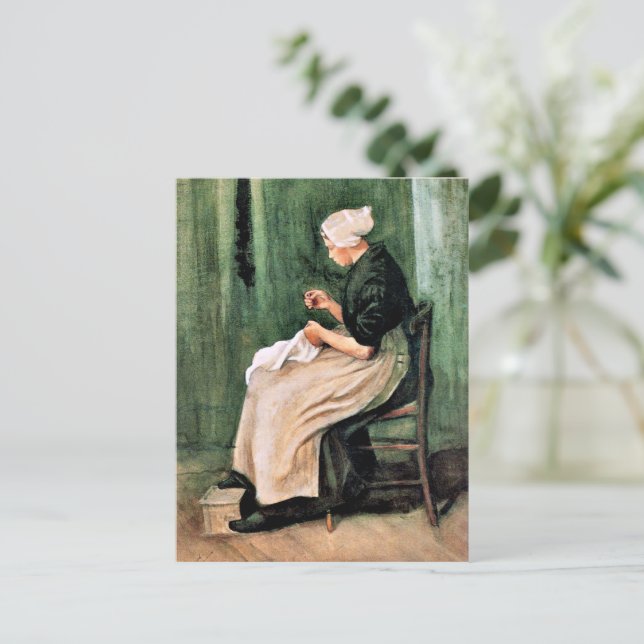 Carte Postale Van Gogh. Femme de Scheveningen cousant, (Debout devant)