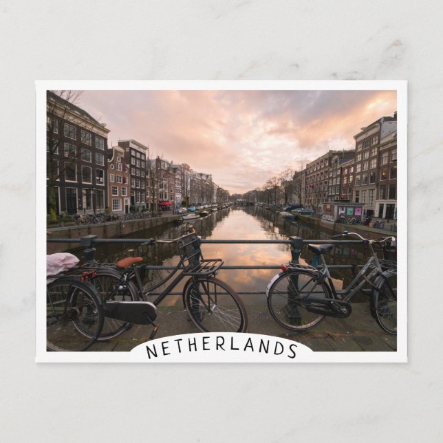 Carte Postale Vélos au coucher du soleil à Amsterdam (Devant)