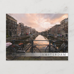 Carte Postale Vélos au coucher du soleil à Amsterdam