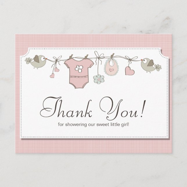 Carte Postale Vêtements Bébés mignons roses | MERCI BABY SHOWER (Devant)