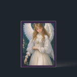 Carte Postale Victorian Vintage Retro Christmas Angel<br><div class="desc">Notre collection Vintage Christmas Cards est conçue pour capturer les coeurs de ceux qui apprécient la grâce et la beauté d'une époque révolue. Envoyer ces cartes est comme envoyer un morceau d'histoire, un rappel de la joie et de la chaleur que la saison des fêtes apporte. Que vous les envoyiez...</div>