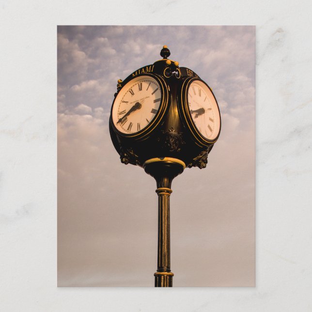 Carte Postale Vieille Horloge (Devant)