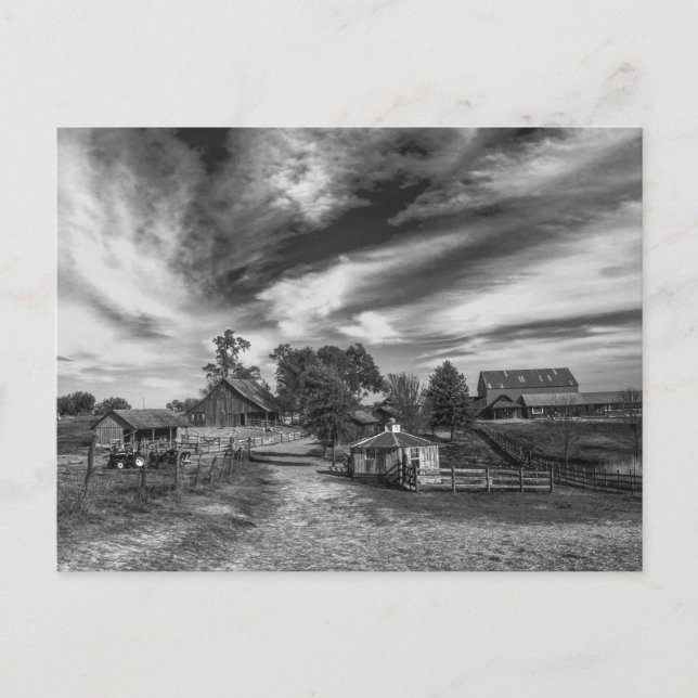 Carte postale Vieux Agritourisme noir et blanc (Devant)