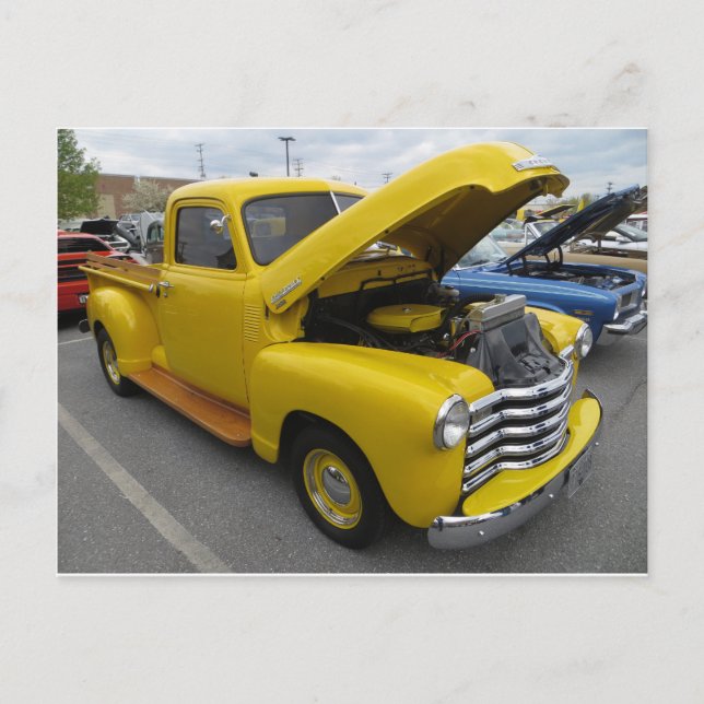 Carte Postale Vieux camion jaune (Devant)