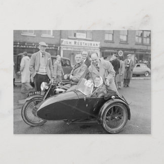 Carte Postale Vieux moto avec voiture latérale photo Vintage