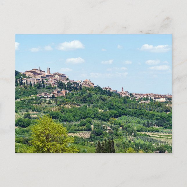 Carte Postale Village typique traditionnel en Toscane - Italie (Devant)