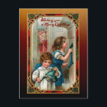Carte Postale Vintage Father Christmas | Enfants | Ornate Frame<br><div class="desc">Illustration de fête de l'époque victorienne magnifiquement restaurée, avec Noël du Père du Vieux Monde avec enfants au foyer familial et voeux de Noël joyeux encadrés par un cadre de style gothique ornemental rouge, vert et or orné et arrière - plan artisan coordonnateur. Le dos est assorti au cadre, à...</div>
