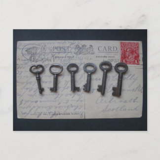 Carte Postale vintage key collection