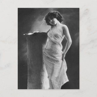 Carte Postale Vintage photo de fille victorienne