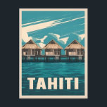 Carte Postale Vintage voyage Tahiti bord de mer Retro Graphisme<br><div class="desc">Célébrez la magie de Tahiti avec ce design d'inspiration voyage vintage. Laissez-vous emporter par un voyage dans un paradis tropical où chaque moment est rempli de chaleur,  de beauté et de promesse d'aventure.</div>