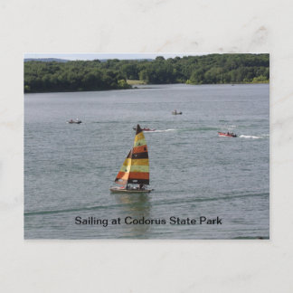Carte Postale Voile sur le lac