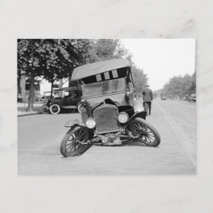 Carte Postale Voiture ancienne accidentée, 1922