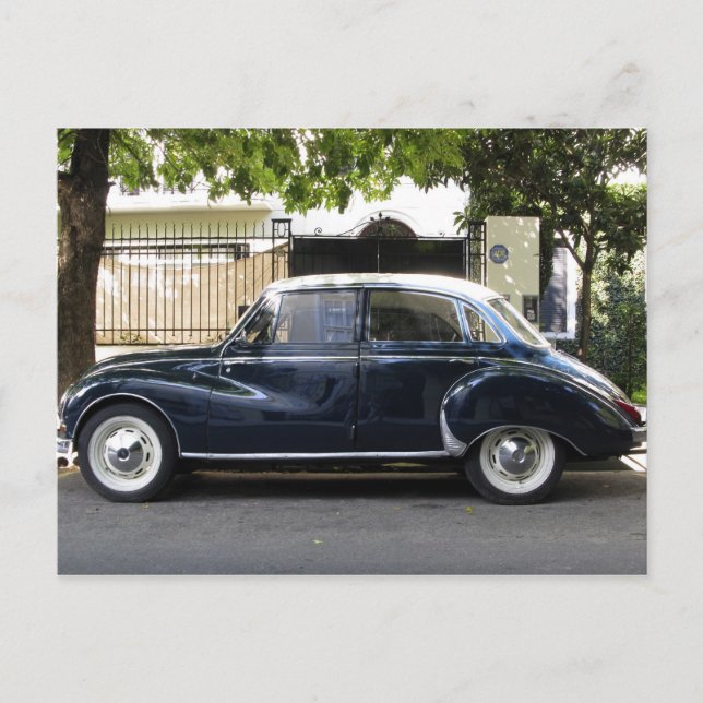 Carte Postale Voiture Audi ancienne mais très bien entretenue. (Devant)