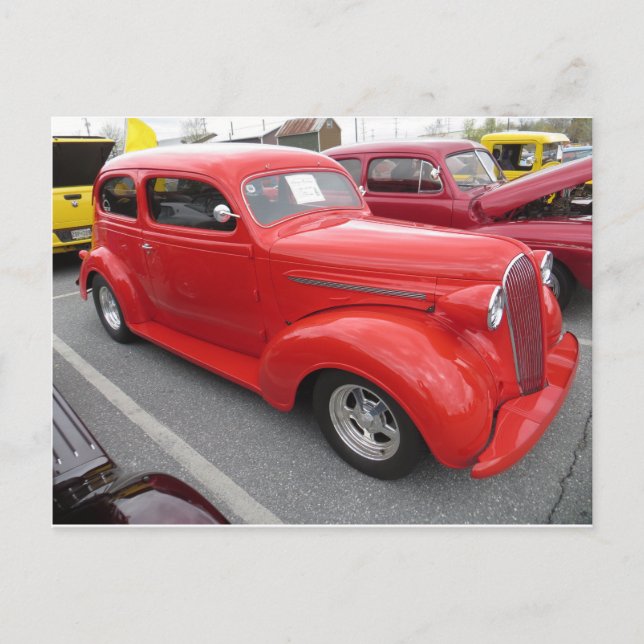 Carte Postale Voiture rouge antique (Devant)