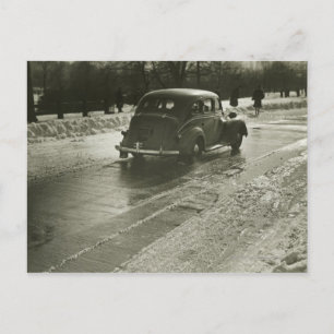 Carte Postale Voiture sur la route