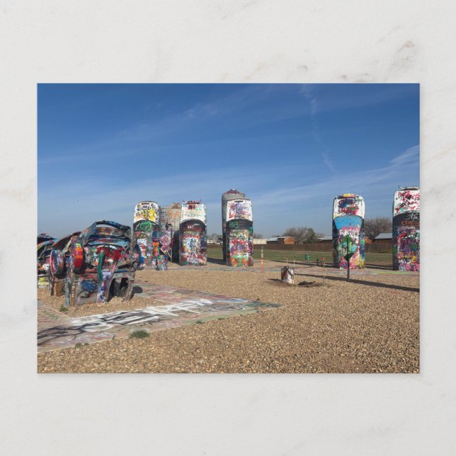 Carte Postale Voitures classiques aux graffitis vibrants  (Devant)