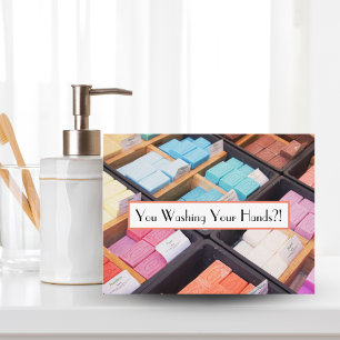 Carte Postale Vous Vous Lavez Les Mains ? ! Savon français color