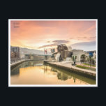 Carte Postale voyage vintage Bilbao Espagne Guggenheim ville<br><div class="desc">vintage,  rétro,  voyage,  moderne,  aquarelle,  Bilbao,  Espagne,  Guggenheim,  tourisme,  ville, </div>