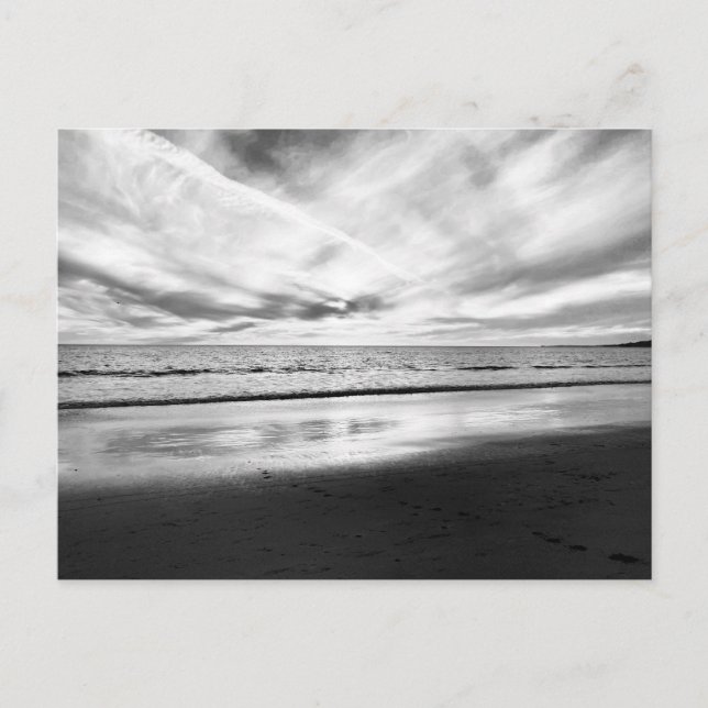 Carte Postale Vue de la plage en noir et blanc (Devant)
