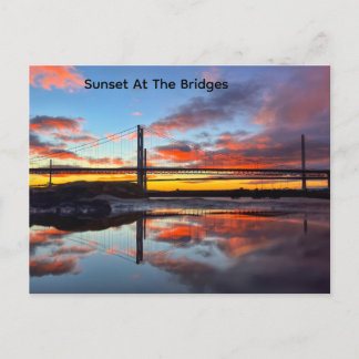 Carte Postale Vue emblématique de l'Écosse sur ses ponts au couc
