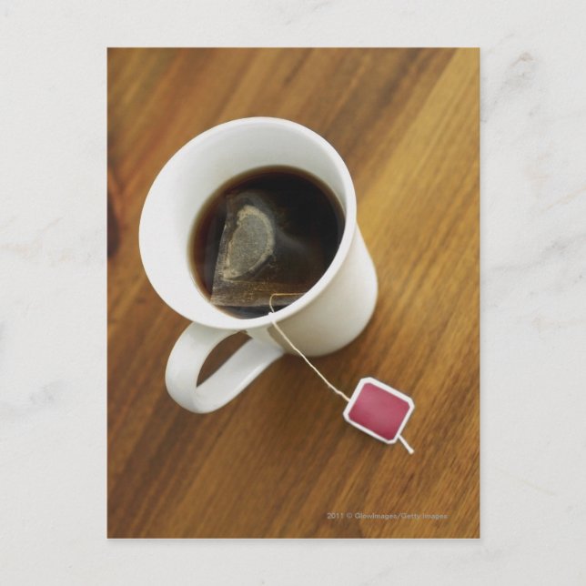 Carte Postale Vue en grand angle d'une tasse de thé (Devant)