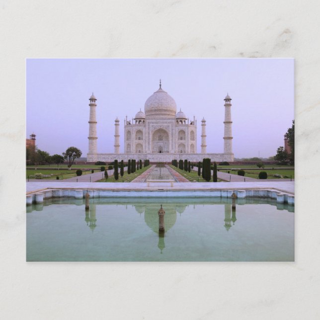 Carte Postale vue matinale du Taj Mahal reflétée dans (Devant)