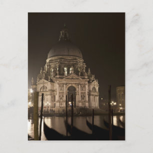 Carte Postale Vue nocturne à travers l'eau de San Giorgio Maggio