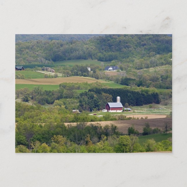 Carte Postale vue pittoresque sur les terres agricoles au sud d' (Devant)