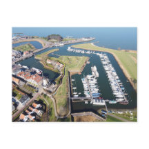 Willemstad aux Pays-Bas avec un port moderne.