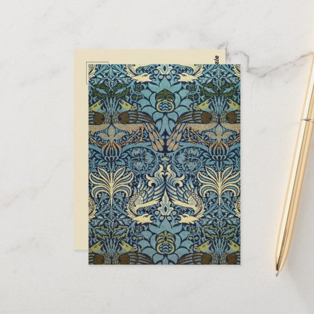 Carte Postale William Morris Peacock and Dragon Woven Design (Devant/Arrière en situation)