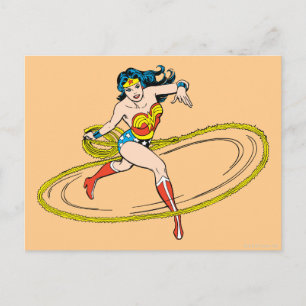 Carte Postale Wonder Woman entouré de Lasso