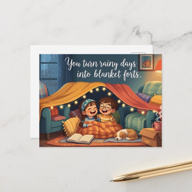 Carte Postale "You Turn Rainy Days into Blanket Forts" Cozy Kids (Devant/Arrière en situation)