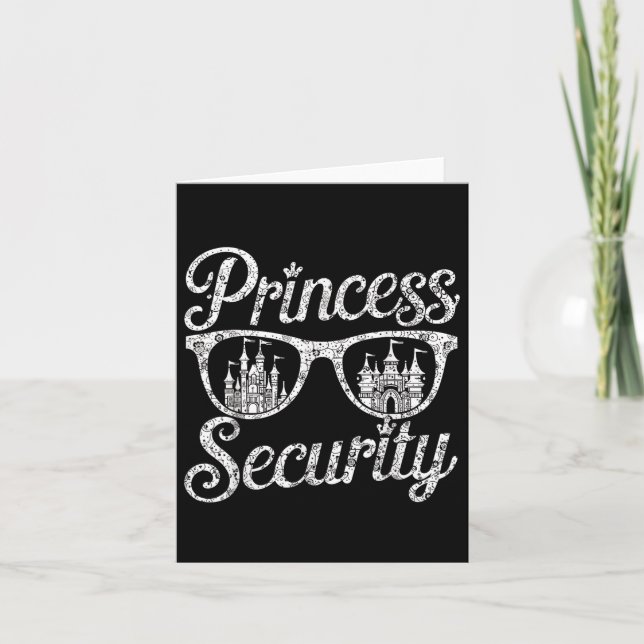 Carte Princess Security Funny Graphic Halloween T-shirt. (Devant)