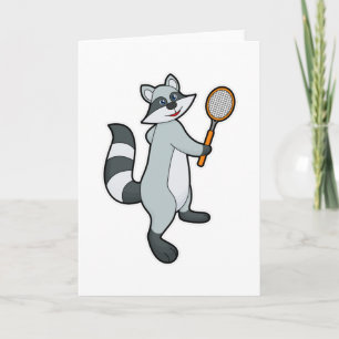 Carte Racoon comme joueur de tennis avec raquette de ten