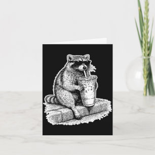 Carte Raton laveur buvant un café glacé trash panda drôl