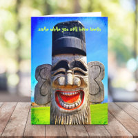 Rire Totem Visage Sourire Tandis Que Vous Avez Des