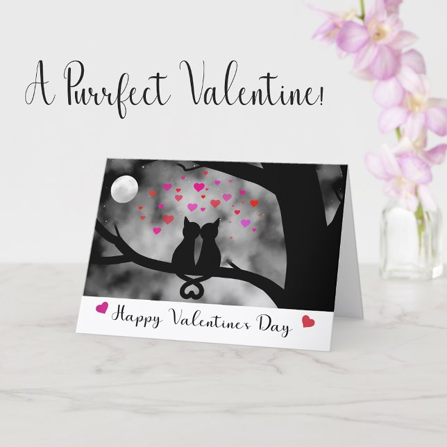 Carte Romantic Cats Under Moon Valentine Card            (Valentine card with an illustration of cats kissing under the moon, and hearts floating in the air.)