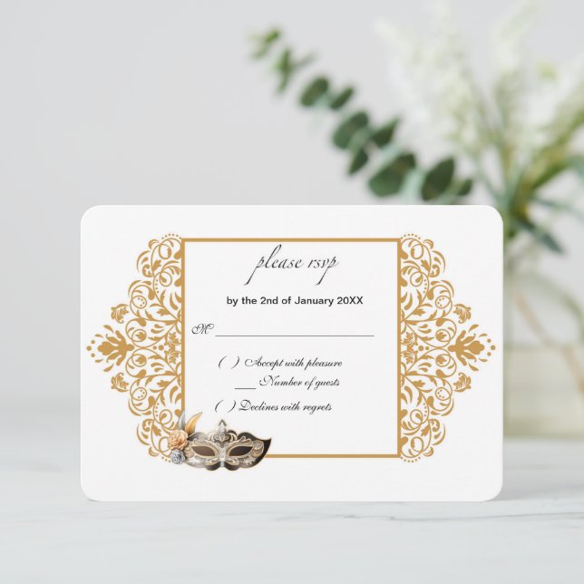 Carte RSVP Damask Gold Masquerade (Debout devant)