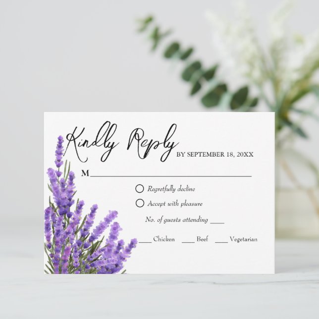 Carte RSVP de mariage de fleurs violettes de lavan (Debout devant)