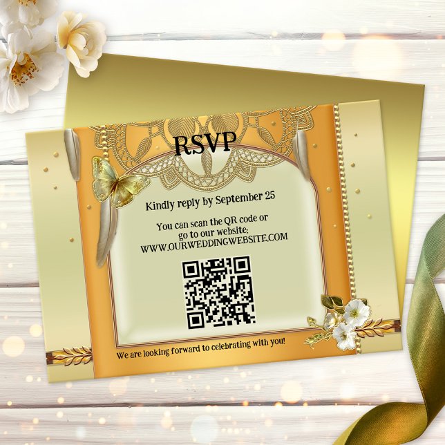 Carte RSVP de mariage RSVP de code QR de Bohême (RSVP card featuring a dreamcatcher inspired gold design with feathers with a QR code template)