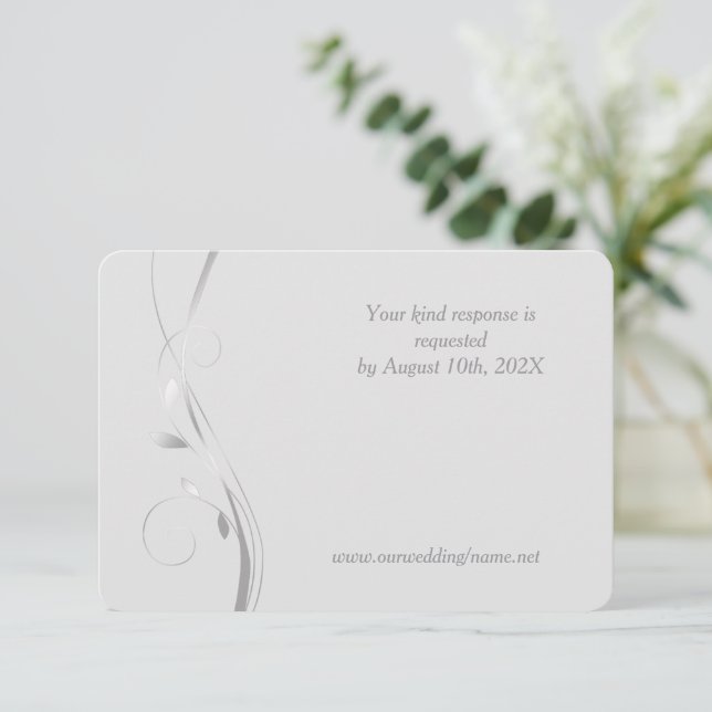 Carte RSVP pour mariage gris pâle à feuille d'arge (Debout devant)