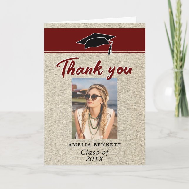 Carte Rustic Red Graduate Casquette Graduate Merci photo (Devant)