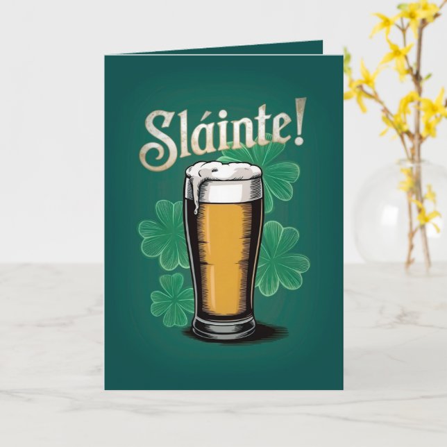 Carte Santé ! Saint Patrick's Day Chope de Bière en Vert (Fleur jaune)