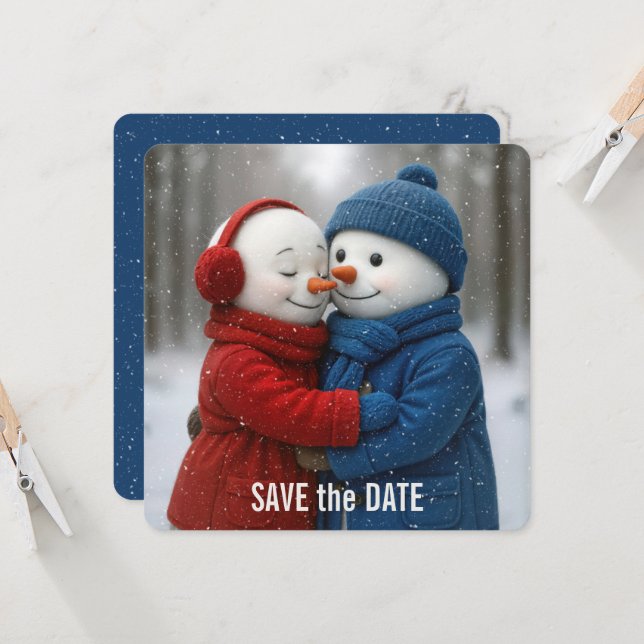 Carte Save The Date Snowman Couple in Snowflakes (Devant/Arrière en situation)