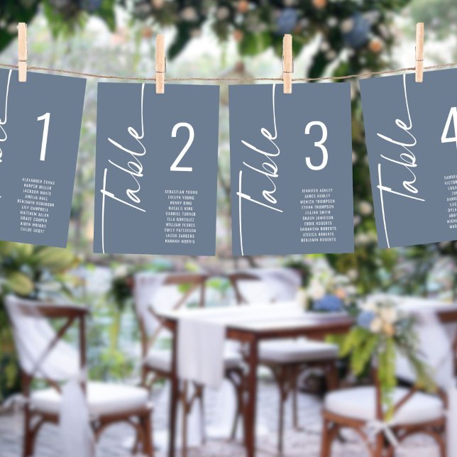 Carte Script Dusty Blue Table Number Noms de siège Graph (Créateur téléchargé)