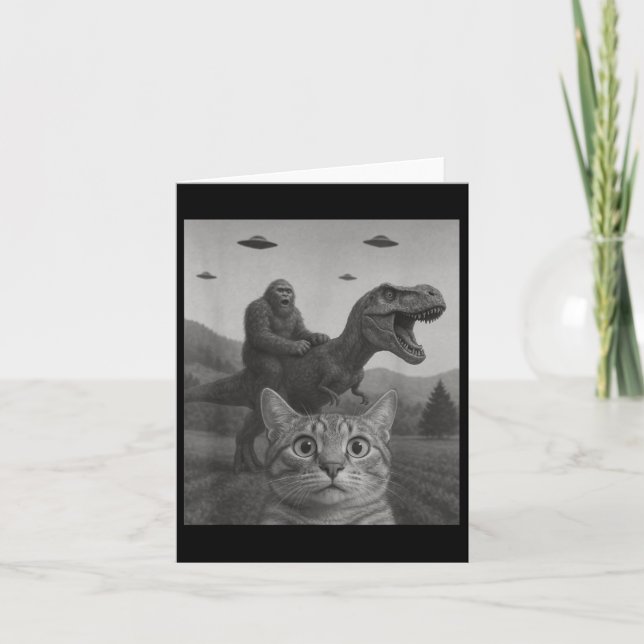 Carte Selfie Chat Avec Bigfoot équitation T-rex Dinosaur (Devant)