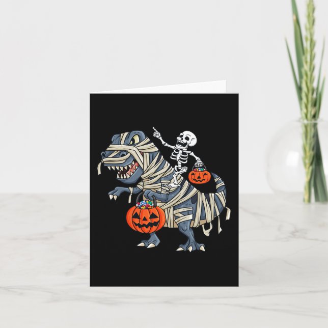 Carte Skeleton équitation maman T Rex Halloween Garçons  (Devant)