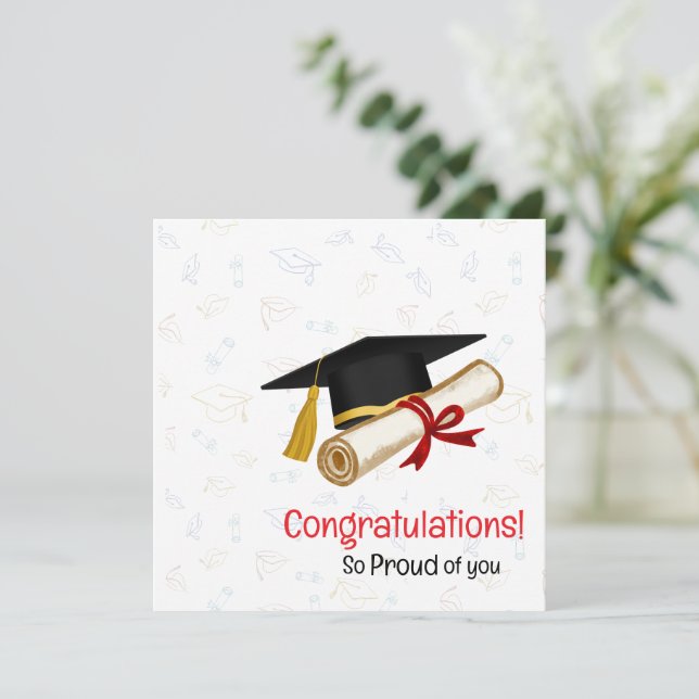 Carte So Proud of You Graduation Congratulations (Debout devant)