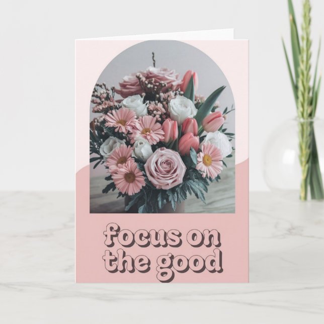 Carte Soft Pink Floral Photo "Focus on the Good" Retro  (Devant)